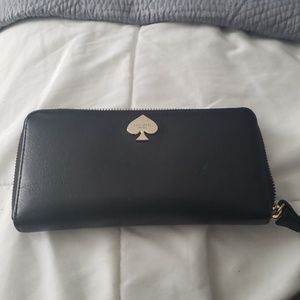 Kate Spade wallet excellent condition